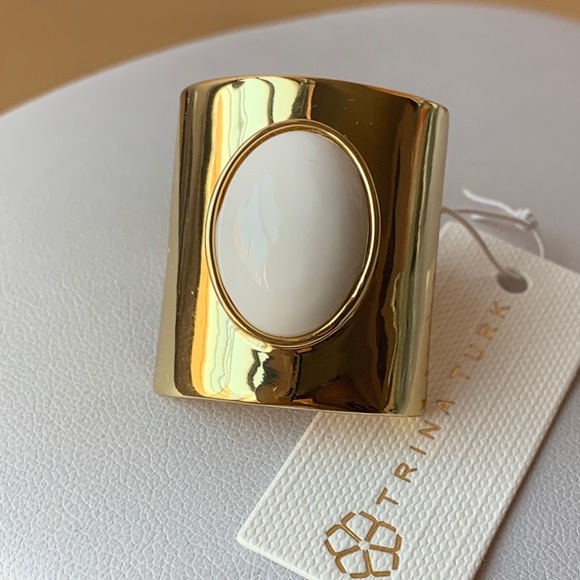 TRINA TURK Gold Tone And  White Agate/Onyx Ring - Picture 4 of 10